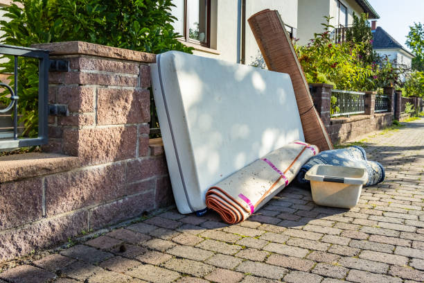 Tokeneke, CT Junk Removal Company